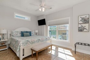 4 عدّة غرف نوم وواي فاي مجانًا وملاءات أسرّة