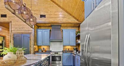 Pet-Friendly | Hot Tub | Heated & Chilled Pool!