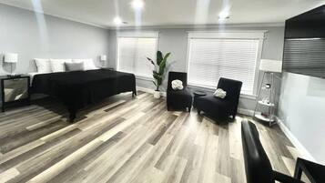 4 chambres, bureau, fer et planche à repasser, Wi-Fi gratuit