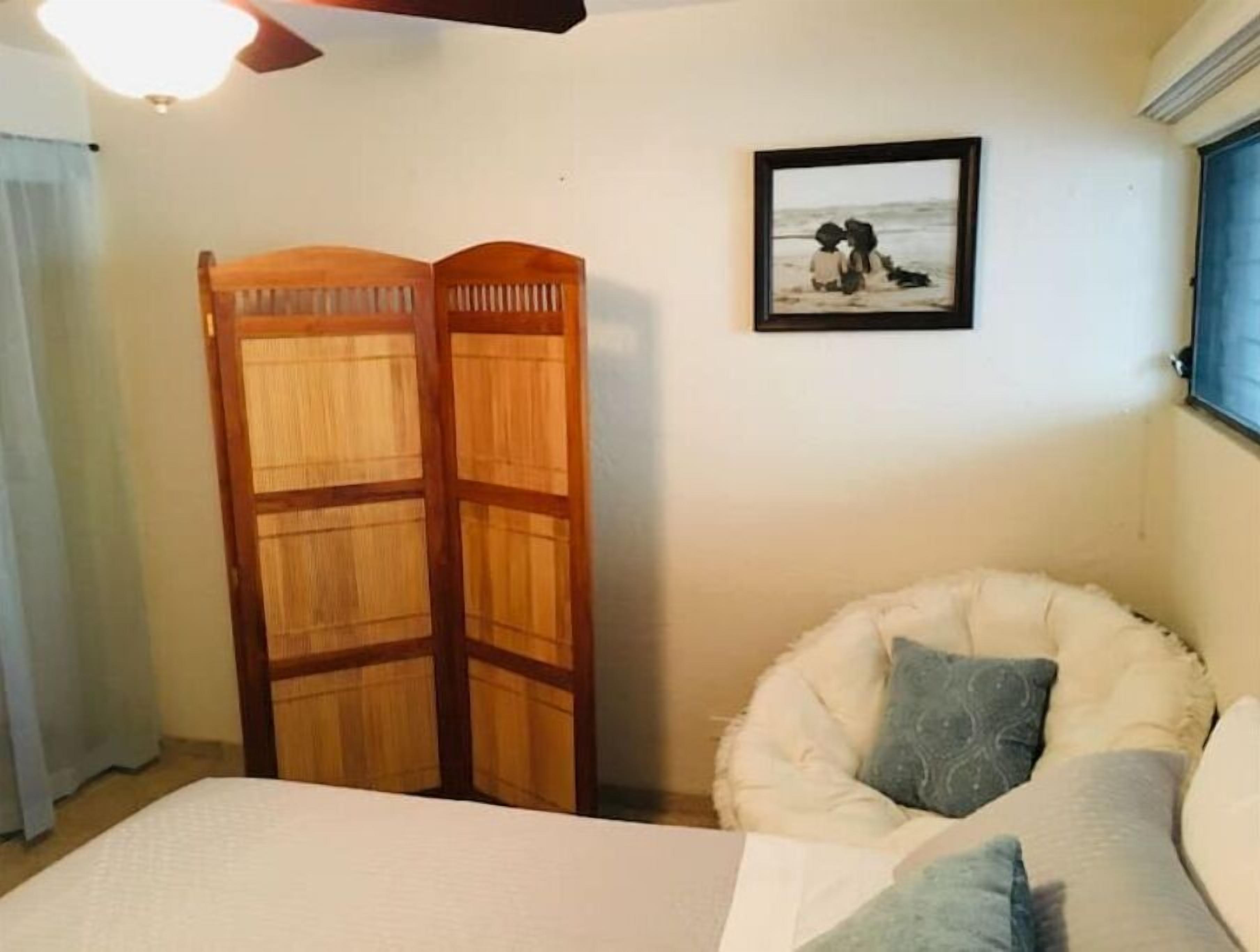 KALANIKAI! 5 MIN WALK FROM POPULAR ALI’I DRIVE - Photo 4