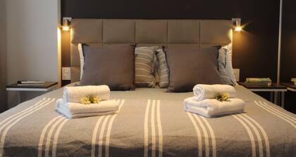 In House BA - Le Coq