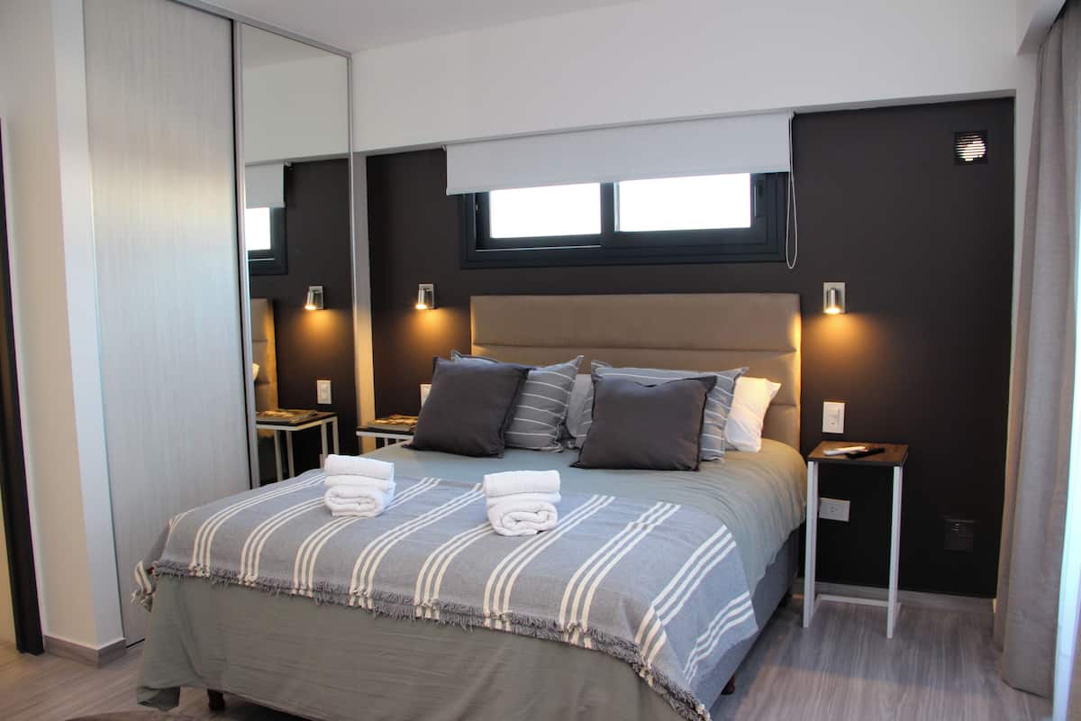 Estudio (Triple) | 1 dormitorio, caja fuerte, decoración individual y mobiliario individual