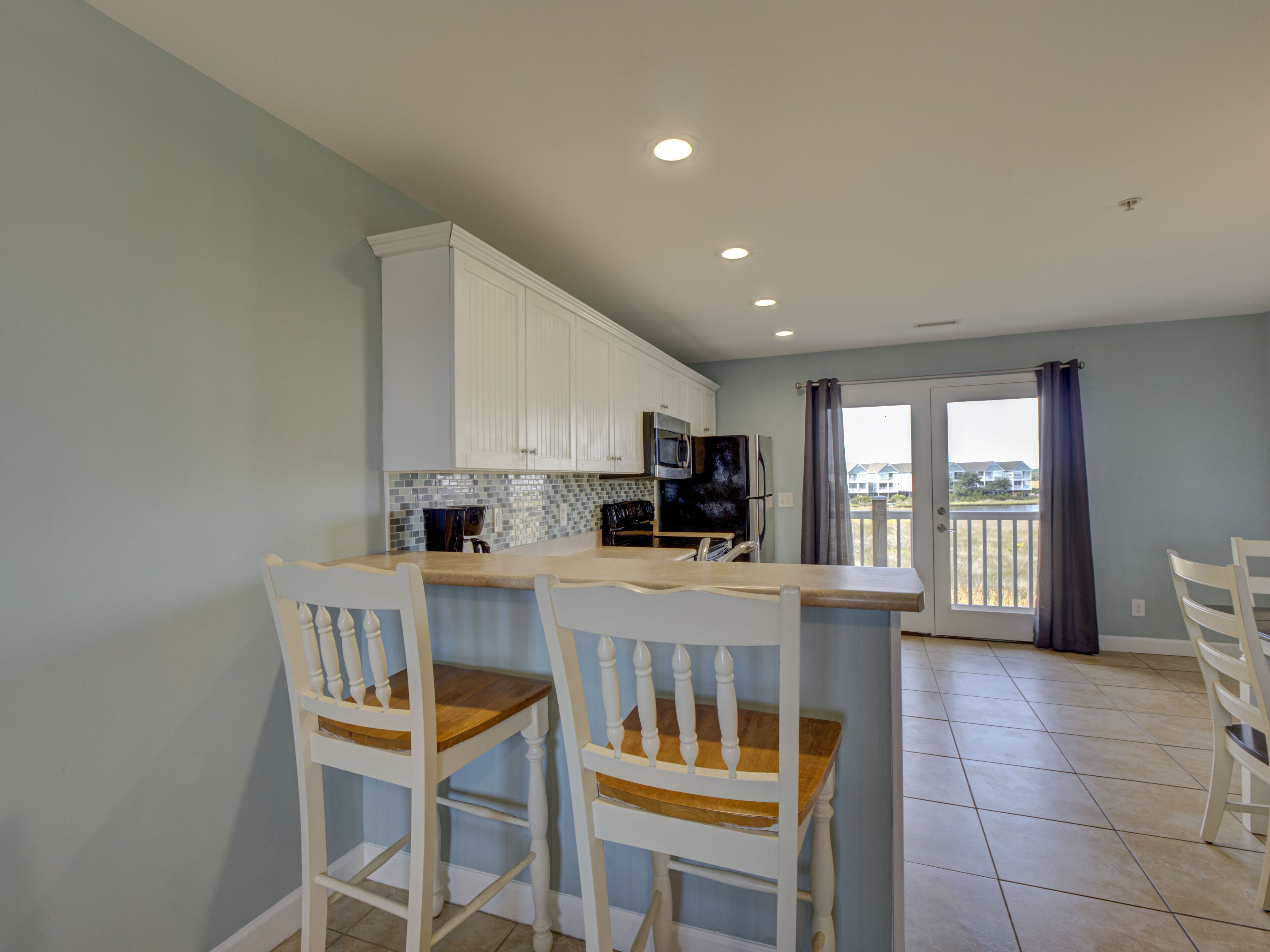 Family Suite | Private kitchen | Coffee/tea maker
