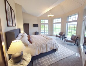 6 makuuhuonetta, silitysrauta/-lauta, ilmainen Wi-Fi, vuodevaatteet