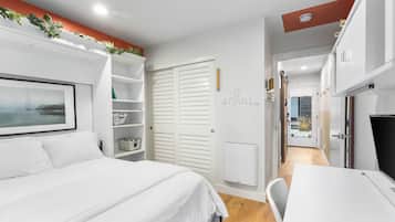 2 habitaciones, escritorio, tabla de planchar con plancha y wifi gratis