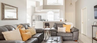 Quiet Getaway to Tampa & Orlando