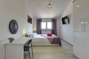 4 soveværelser, strygejern/strygebræt, internetforbindelse