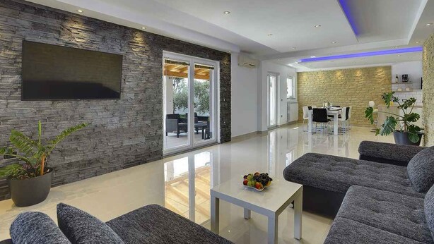 Oklassificerad bild, 1 av 32, knapp
