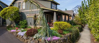 Neighborhood Nest - Westside Hood River! Great Location!