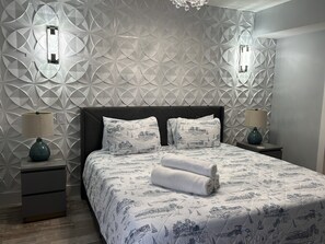 2 bedrooms, iron/ironing board, WiFi, bed sheets