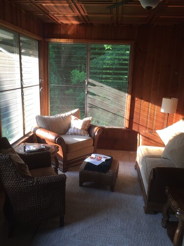 Adorable Saratoga track, SPAC, Skidmore short term rental.