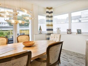 Imagen sin descripción, 4 de 12, botón