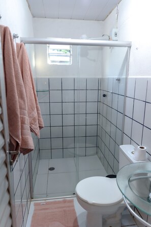Familjerum | 1 sovrum, allergitestade sängkläder och memory foam-madrasser