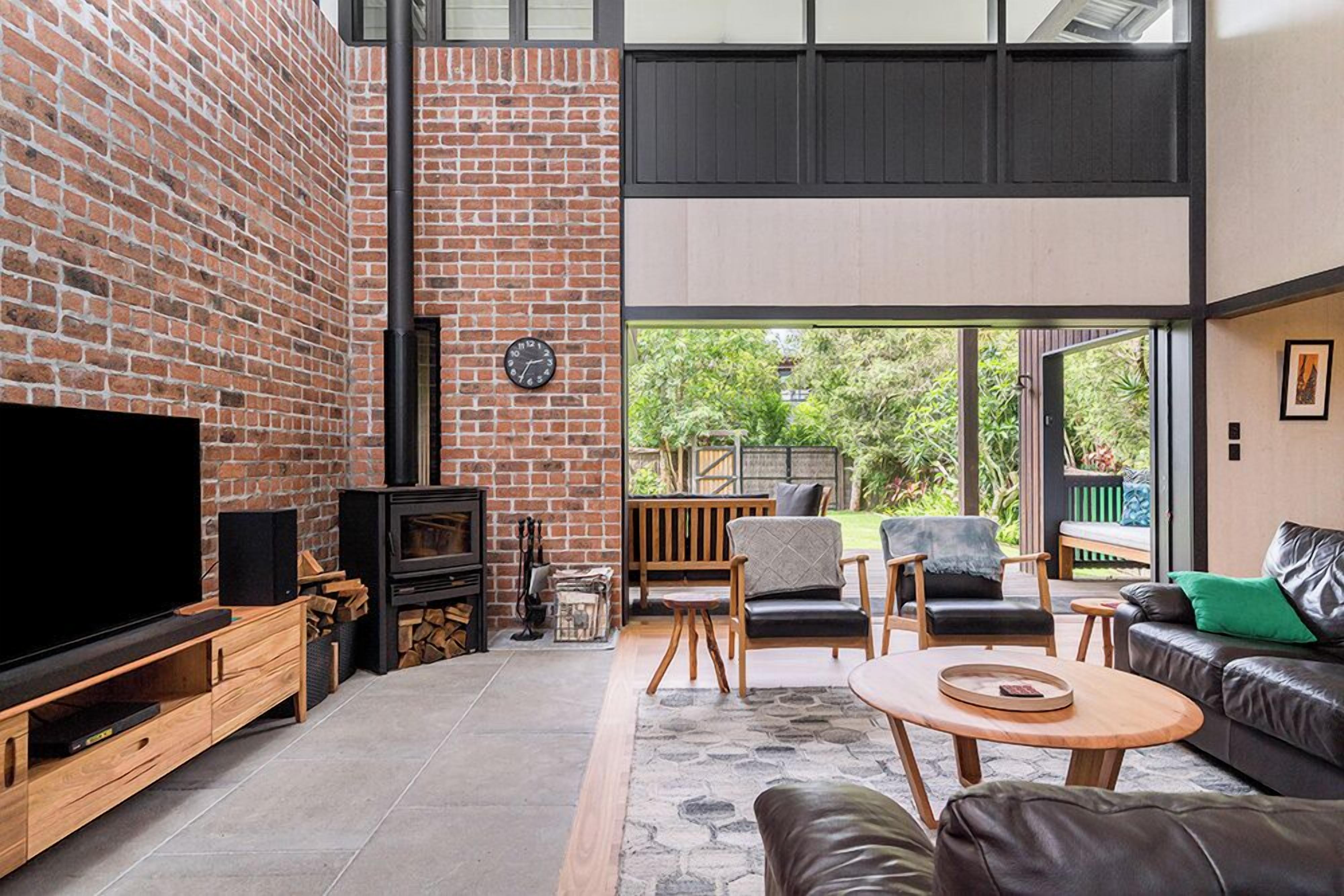 Smart TV, table tennis, books, offices