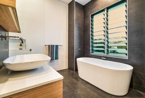 Luxury-Villa | Badezimmer