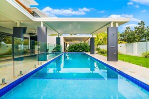 Private pool