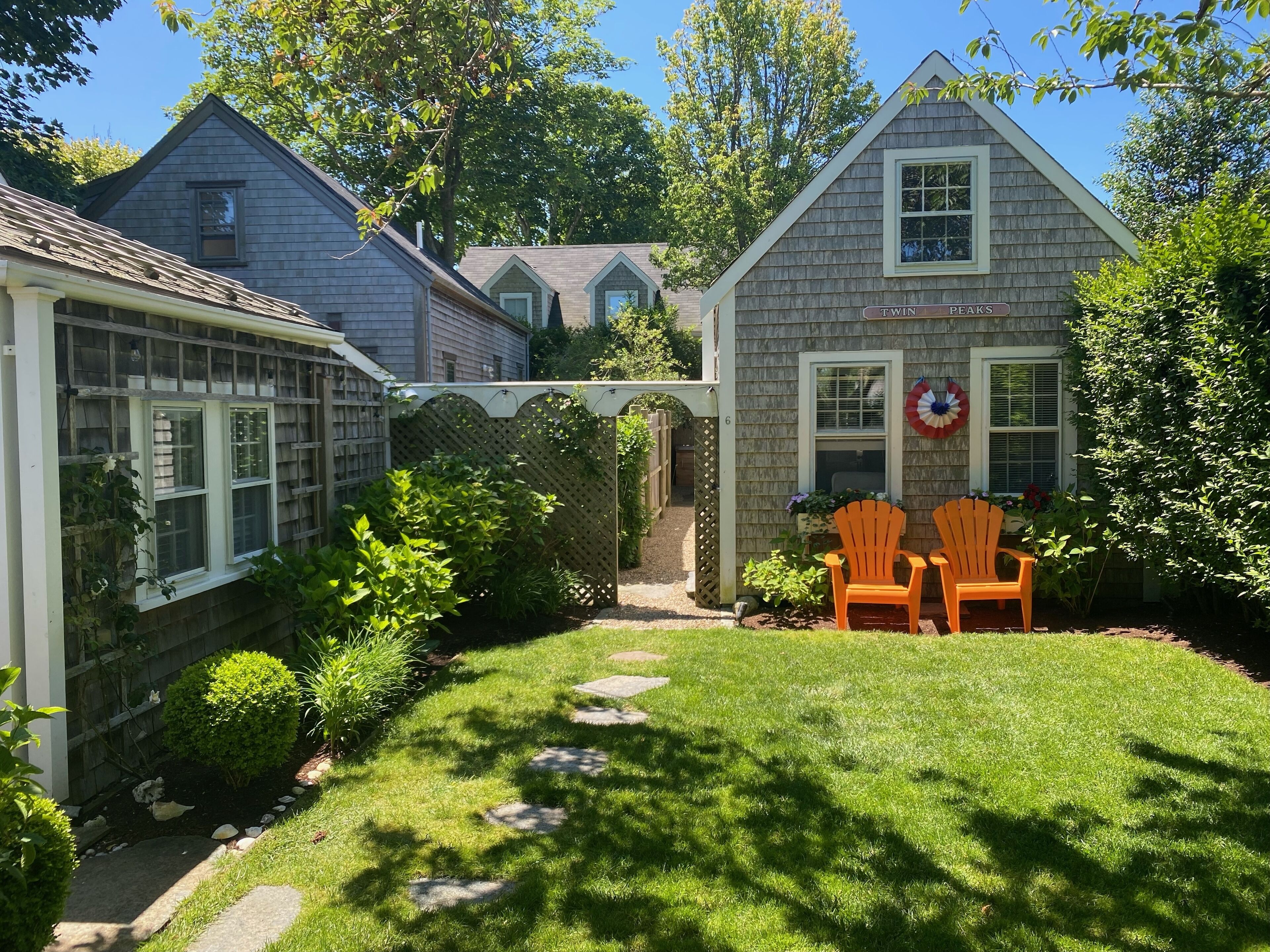 Charming house and cottage  blocks from beach and village!