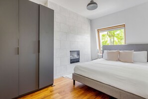 1 quarto, ferros/tábuas de passar roupa, Wi-Fi, roupa de cama