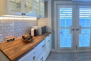 Fridge, microwave, dishwasher