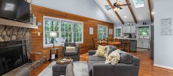 Mountain Family Escape! Game Room, Walk to Lake and Park