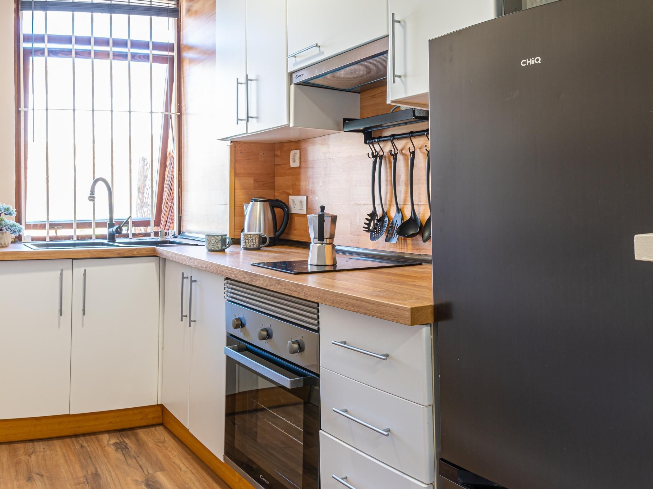 Fridge, microwave, oven, toaster