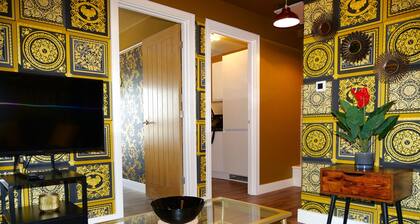 Sexy Luxurious Versace Apartment Near Sheffield