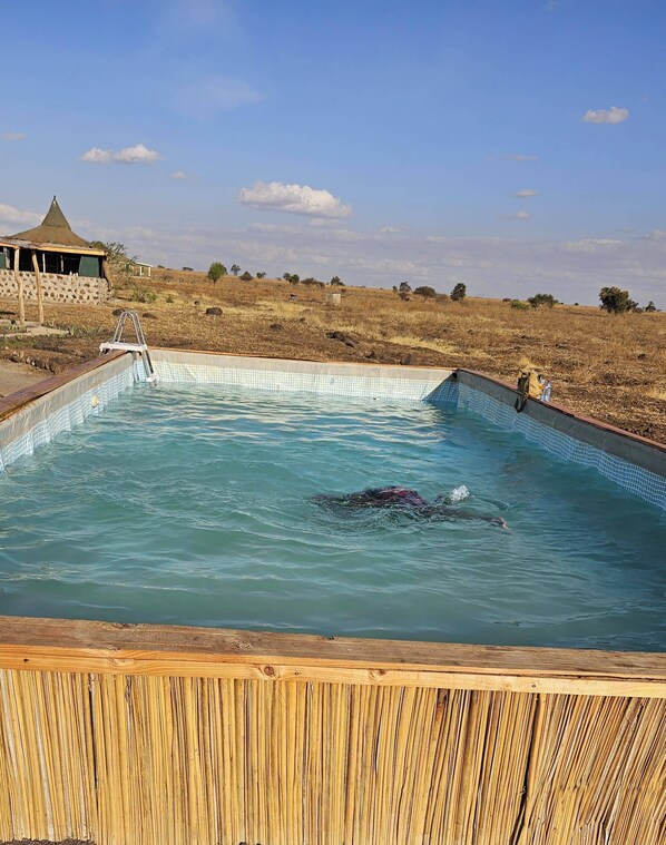 Pool - Amboseli Amanya Lodge (Amboseli Namelok)