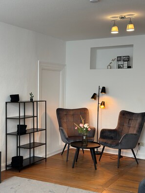 Interior - Apartment "Charmante Altbauwohnung" close to City Centre (Erlangen)