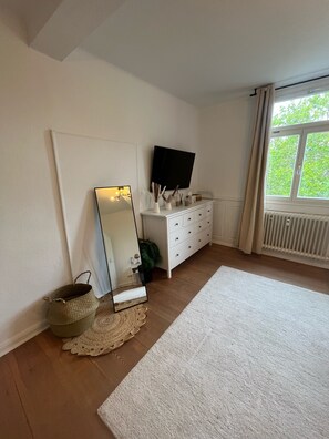 Interior - Apartment "Charmante Altbauwohnung" close to City Centre (Erlangen)