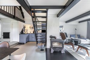 TV, fireplace - Holiday Home 'Loft32' with Private Terrace, Private Garden and Wi-Fi (Nordstrand)