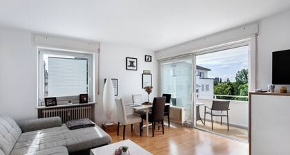 Ferienwohnung "Charmante Stadtwohnung Im Zentrum" mit Balkon und WLAN