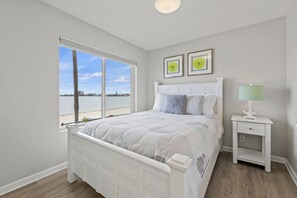 1 bedroom, iron/ironing board, travel cot, WiFi