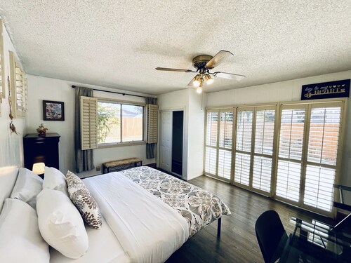 Cozy & Spacious Hayward Entire 4BR SFH/Free Parking/WiFi