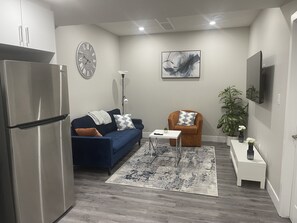 Smart TV - Unique and Spacious 1BR Basement near Anthony Henday.  (Edmonton)
