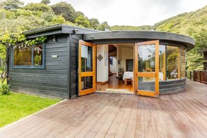 Exterior - Sea views from holiday house (Lower Hutt)