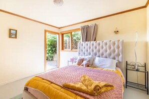 3 chambres, fer et planche à repasser, Wi-Fi gratuit, draps fournis