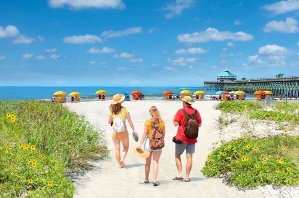 Beach - LA Dream Stay Near SoFi Stadium! (Los Angeles)