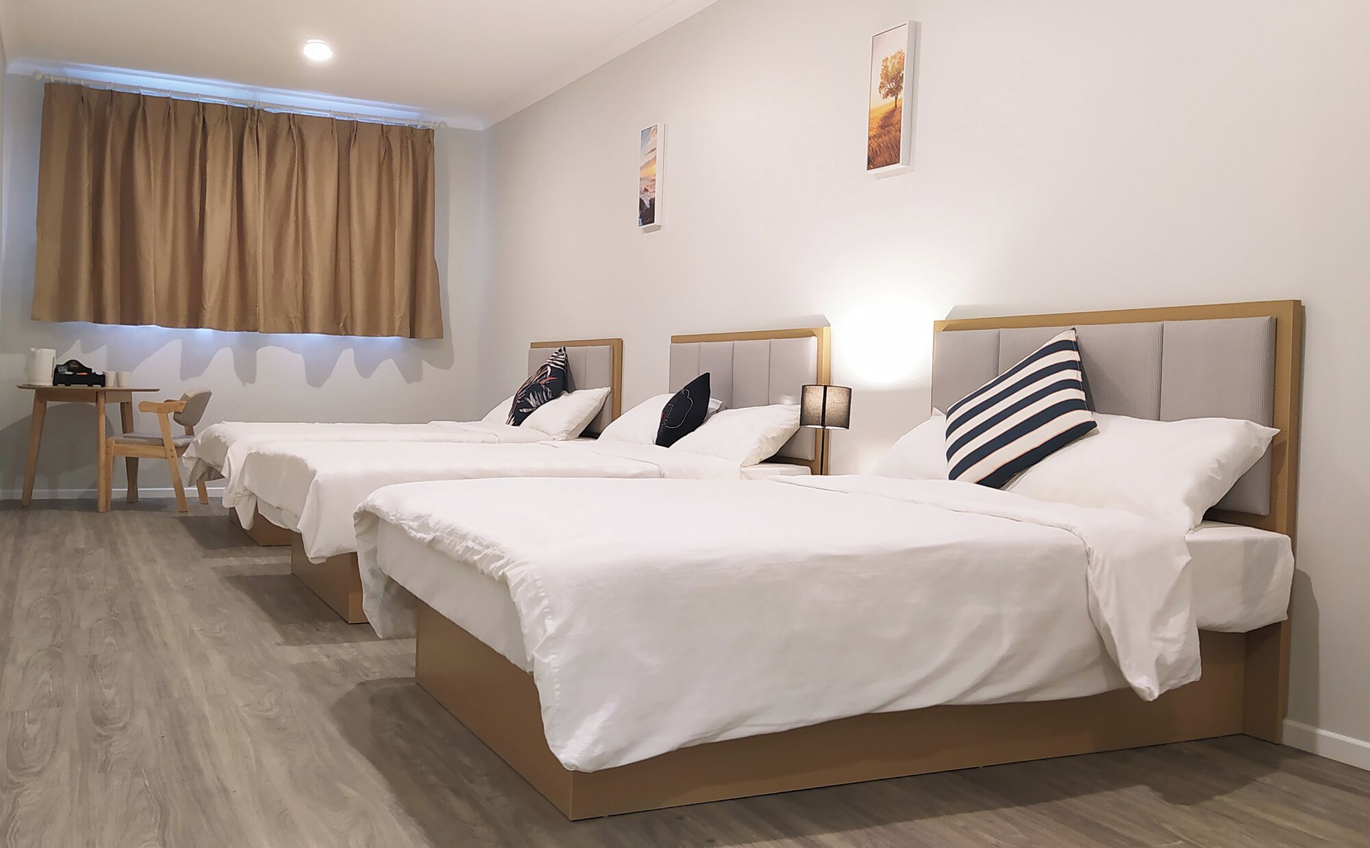 Grand Triple Room