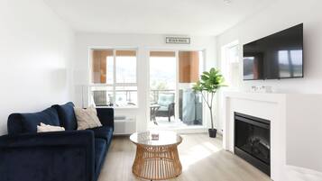 TV connectée, cheminée