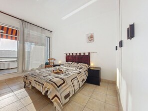 1 sovrum, resesäng, wi-fi och sängkläder