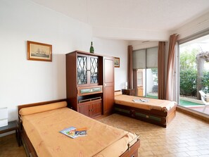 2 dormitorios, cuna de viaje, wifi y ropa de cama