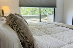 3 habitaciones, escritorio, wifi gratis y ropa de cama 