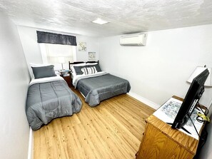 3 bedrooms, WiFi, bed sheets - 3BR, 1BA in North Wildwood w/ Large Backyard (North Wildwood)