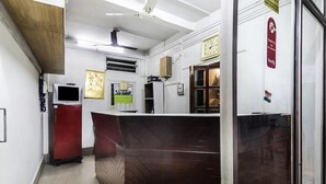 Ảnh chưa phân loại, 5 trong số 9 ảnh, nút