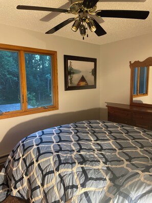 3 bedrooms, in-room safe, free WiFi, bed sheets - Creekside Stay in Walker, MN (Walker)