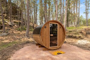 Exterior - Little Italy Hilltop Cottage (Custer)