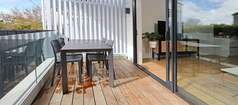 Brand New sunny home in Remuera 