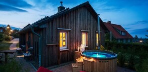 Outdoor spa tub - 1 Bedroom Apartment in Altenau (Altenau)