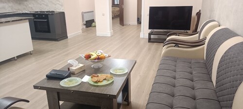 2 bed 2 bath Downtown 100Sqm