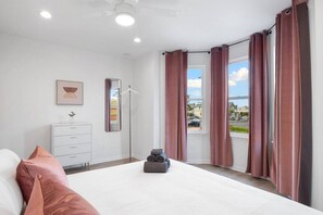 3 bedrooms, iron/ironing board, free WiFi, bed sheets
